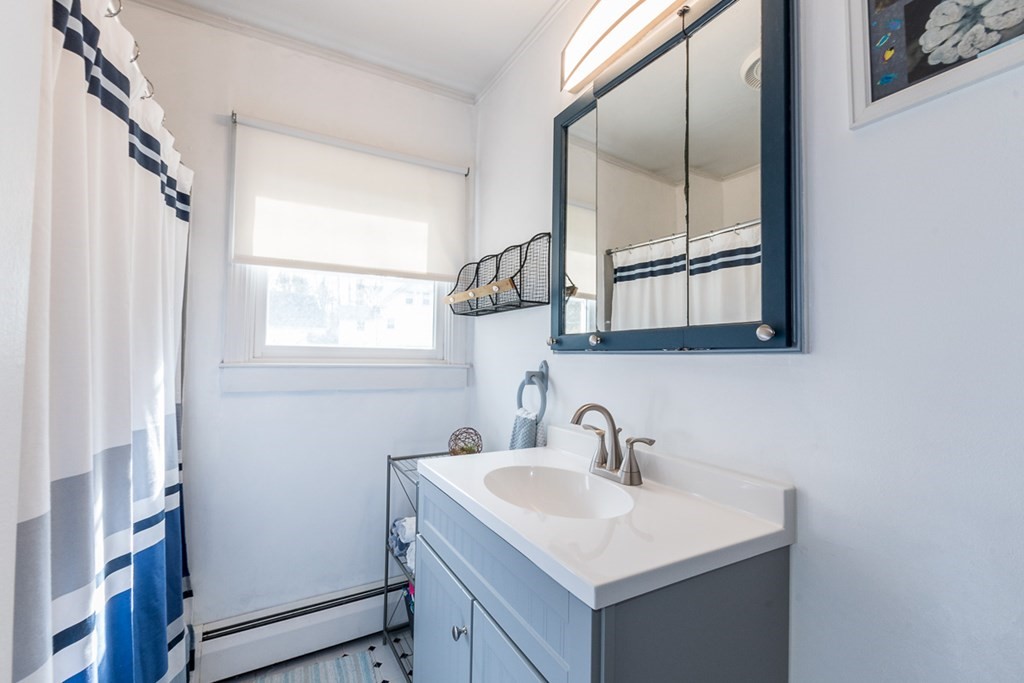 43 Hough Road Sutton, MA 01590 - Photo 17 of 20 Gallery Image 17