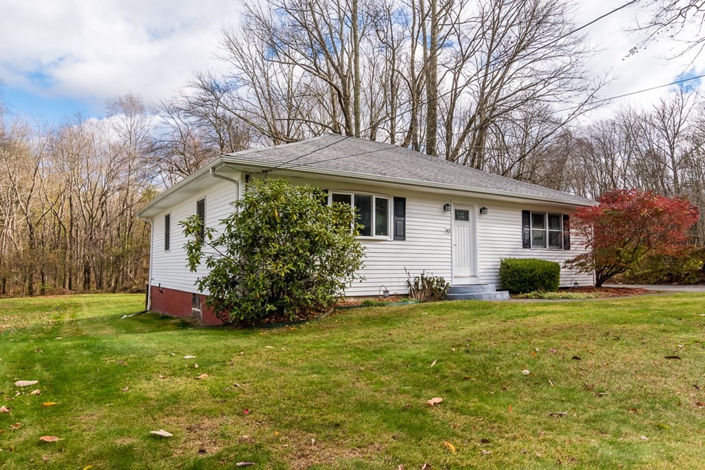 43 Hough Road Sutton, MA 01590 - Photo 2 of 20 Gallery Image 2
