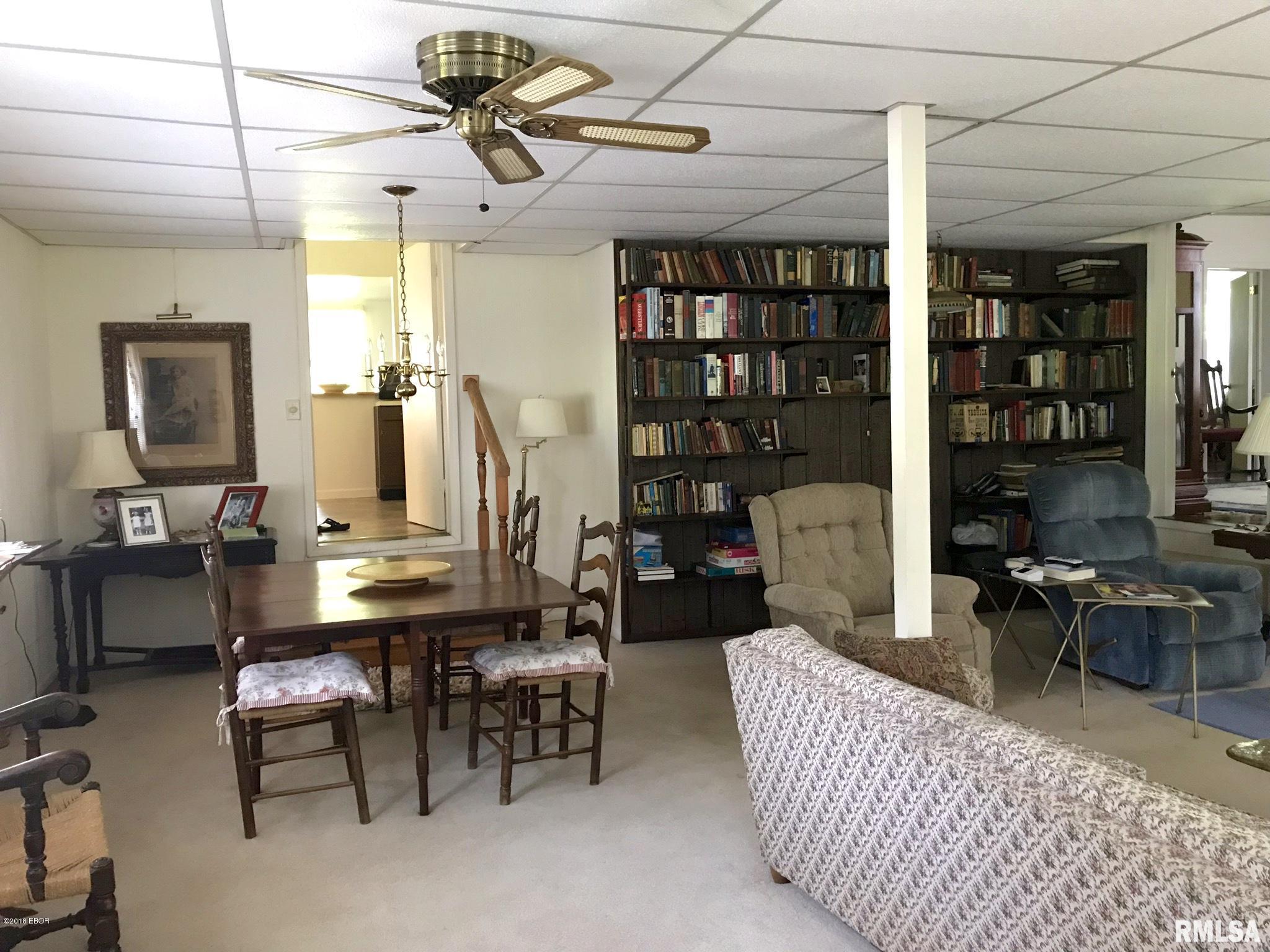11291 East Richview Road Mount Vernon, IL 62864 - Photo 13 of 45 Gallery Image 13