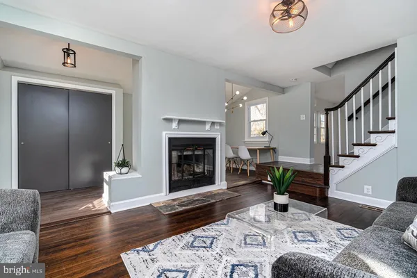 $3,400 | 509 Denham Road, Rockville, MD 20851
