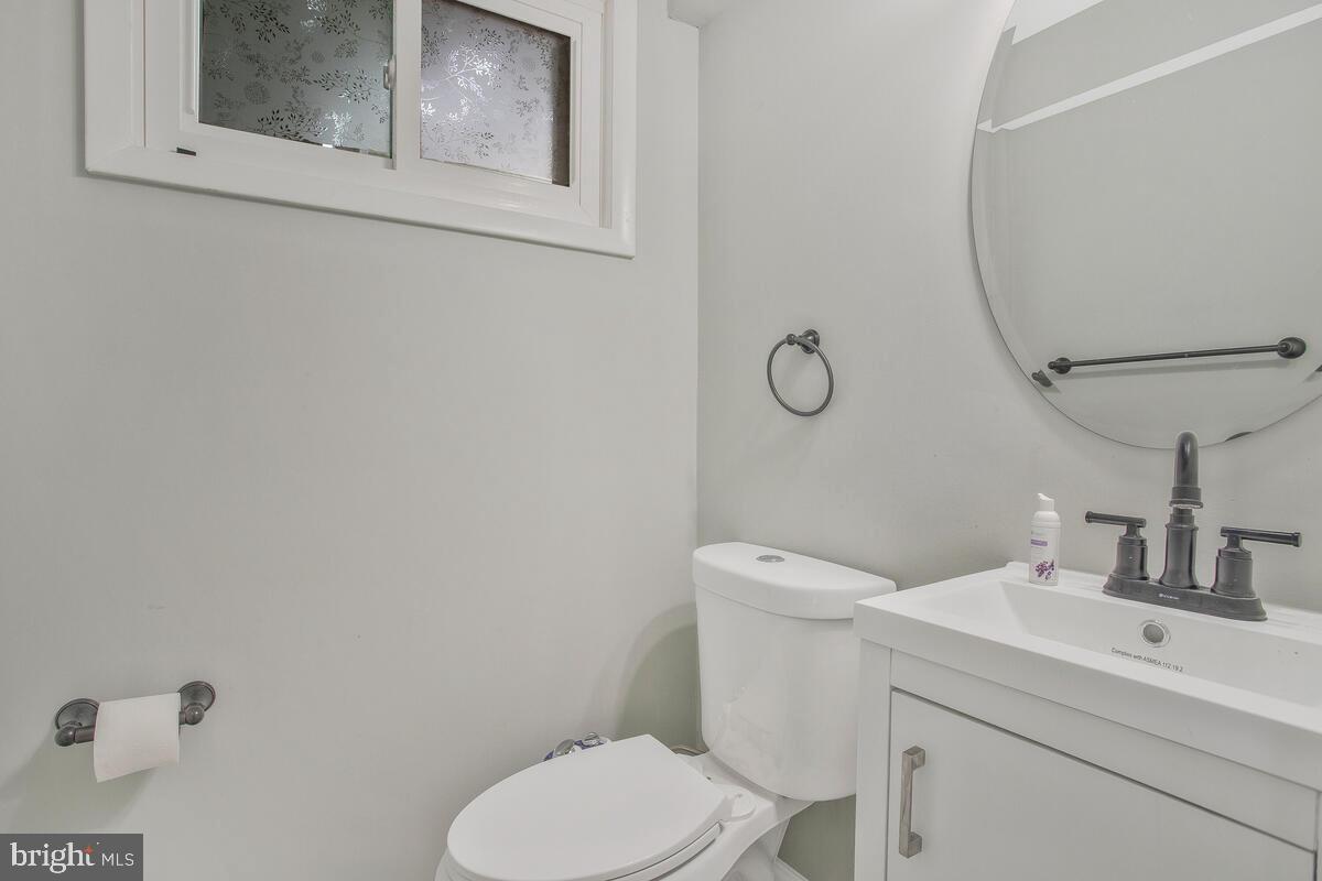 509 Denham Road Rockville, MD 20851 - Photo 19 of 41