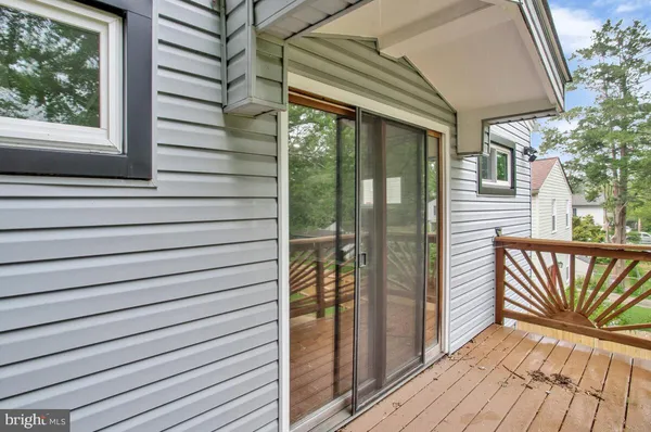 $3,400 | 509 Denham Road, Rockville, MD 20851