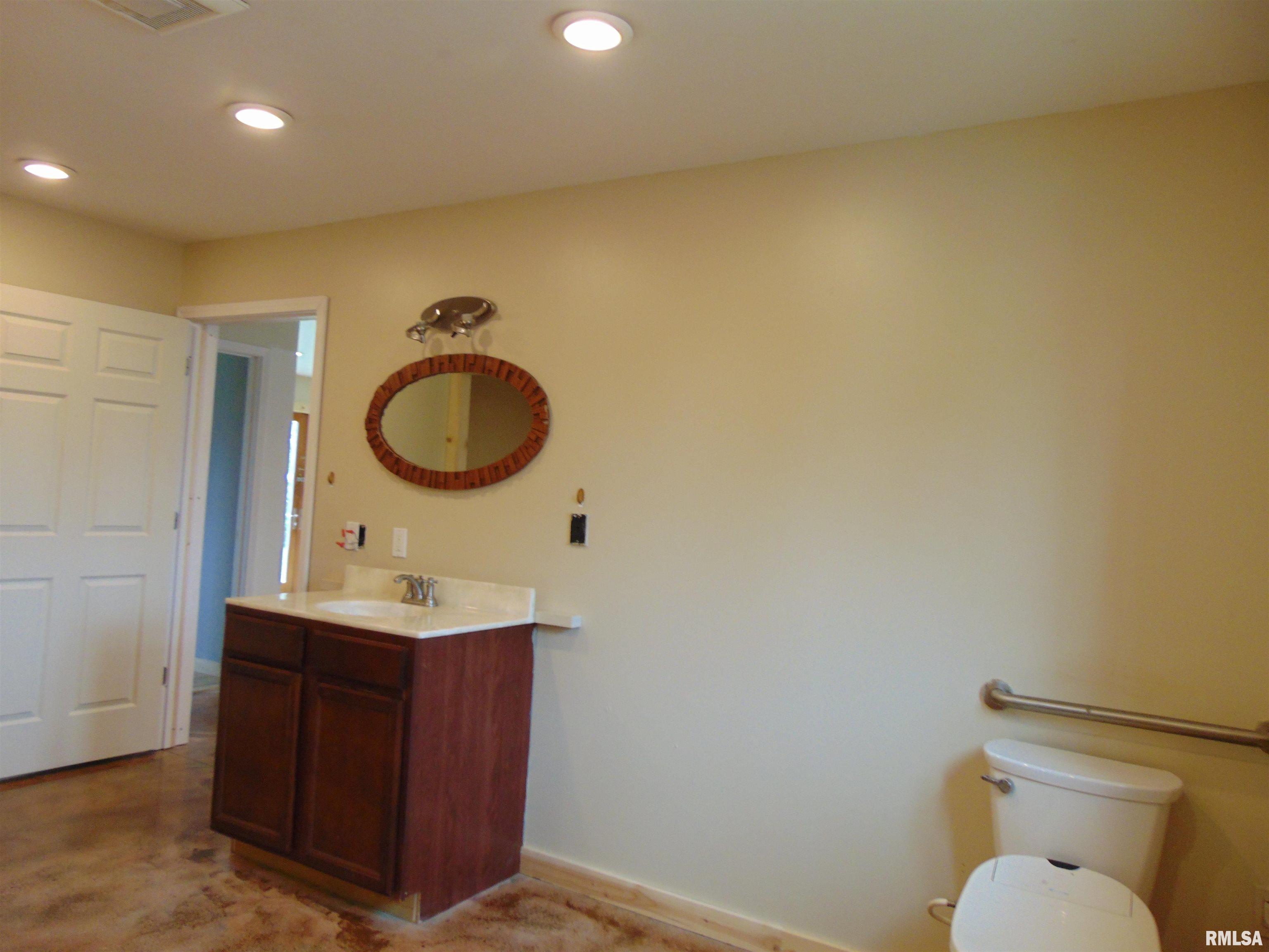 1207 Largent Street Harrisburg, IL 62946 - Photo 15 of 20