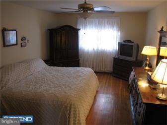 175 Belair Road Warminster, PA 18974 - Photo 7 of 12 Bedroom - Main