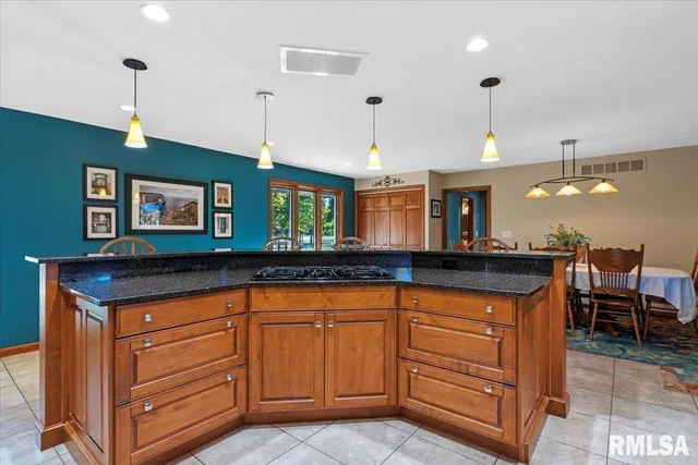 $680,000 | 11520 Wayside Meadows Road, Glenarm, IL 62536