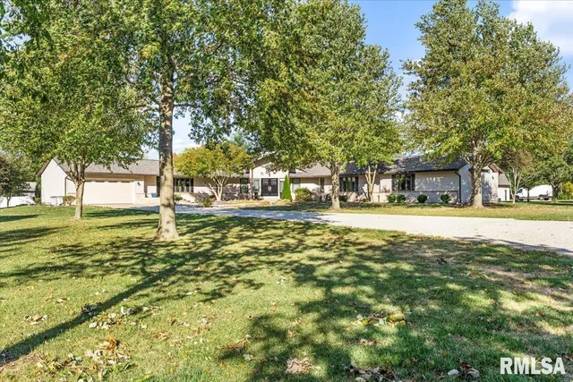 $680,000 | 11520 Wayside Meadows Road, Glenarm, IL 62536