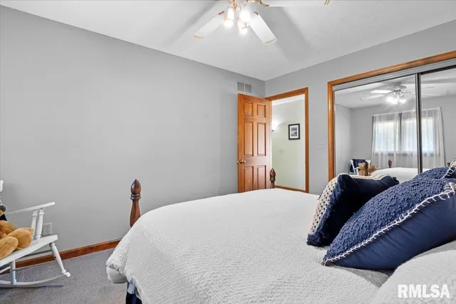 $680,000 | 11520 Wayside Meadows Road, Glenarm, IL 62536