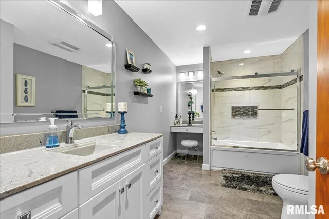 $680,000 | 11520 Wayside Meadows Road, Glenarm, IL 62536