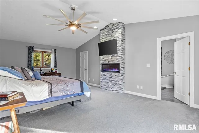 $680,000 | 11520 Wayside Meadows Road, Glenarm, IL 62536