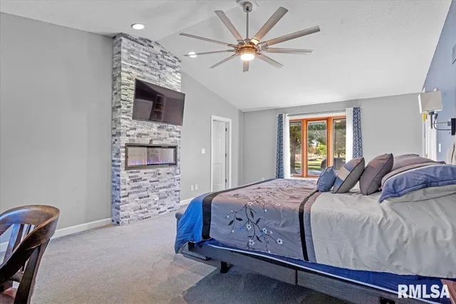 $680,000 | 11520 Wayside Meadows Road, Glenarm, IL 62536