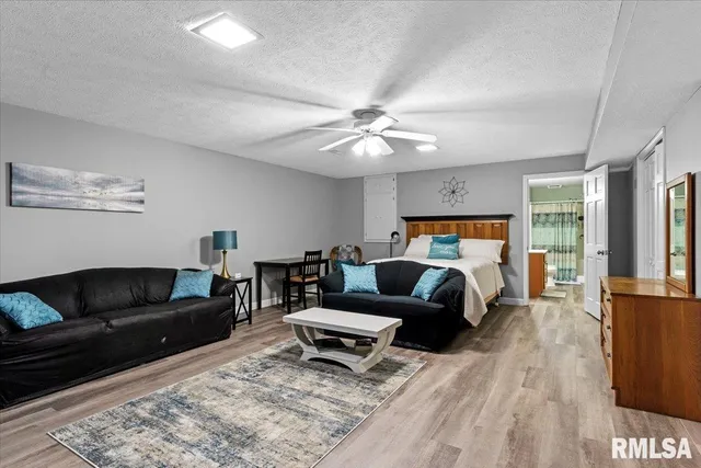 $680,000 | 11520 Wayside Meadows Road, Glenarm, IL 62536