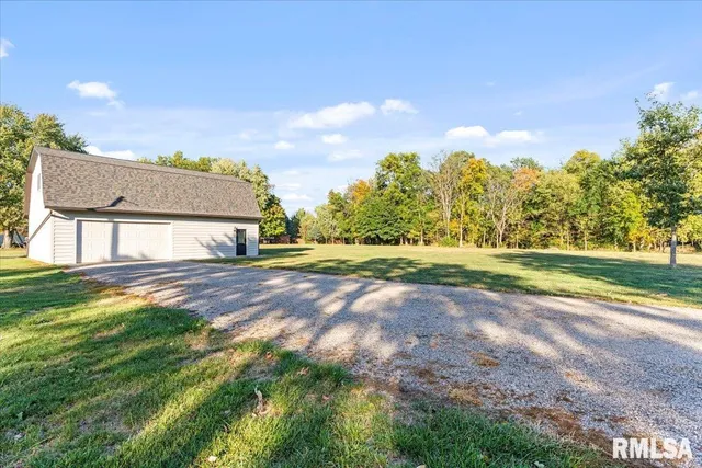 $680,000 | 11520 Wayside Meadows Road, Glenarm, IL 62536