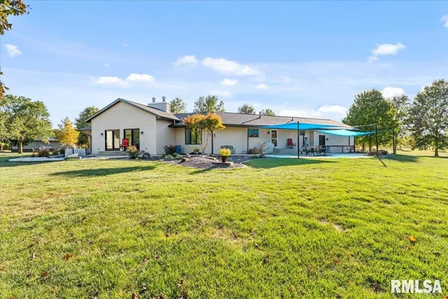 $680,000 | 11520 Wayside Meadows Road, Glenarm, IL 62536