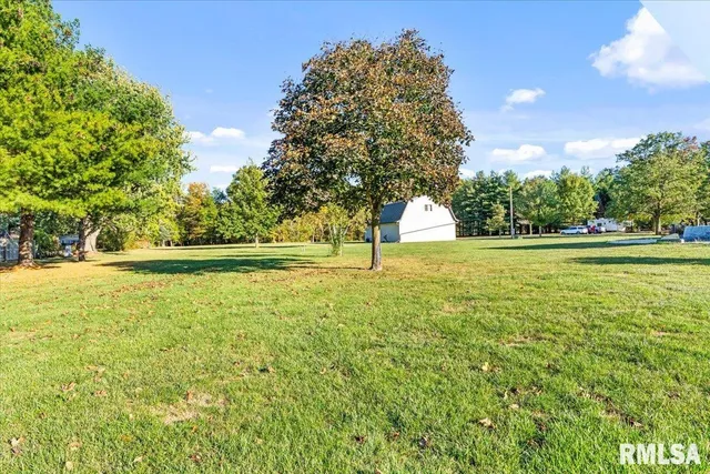 $680,000 | 11520 Wayside Meadows Road, Glenarm, IL 62536