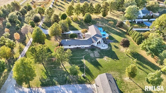 $680,000 | 11520 Wayside Meadows Road, Glenarm, IL 62536