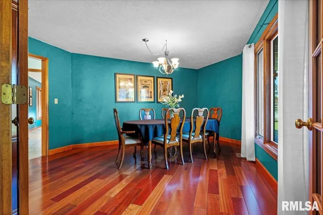 $680,000 | 11520 Wayside Meadows Road, Glenarm, IL 62536