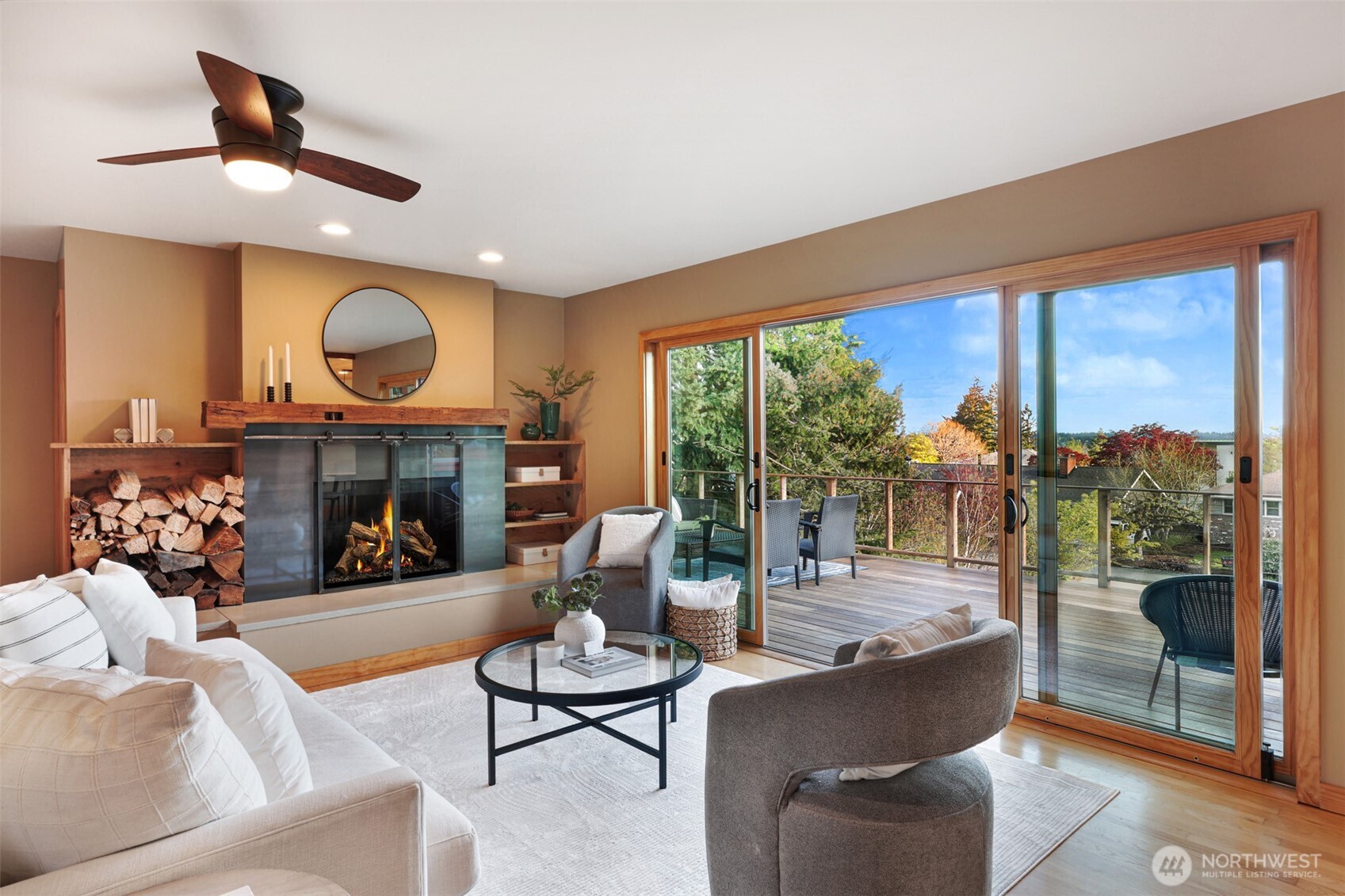 3918 Southwest 107th Street Seattle, WA 98146 - Photo 12 of 40