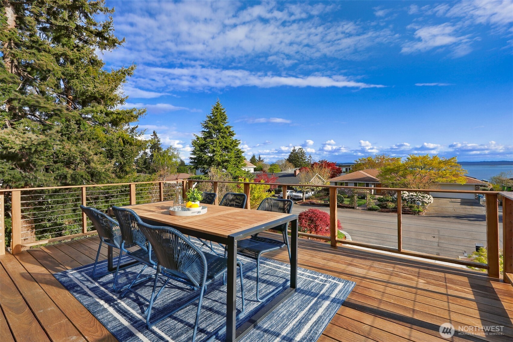 3918 Southwest 107th Street Seattle, WA 98146 - Photo 15 of 40