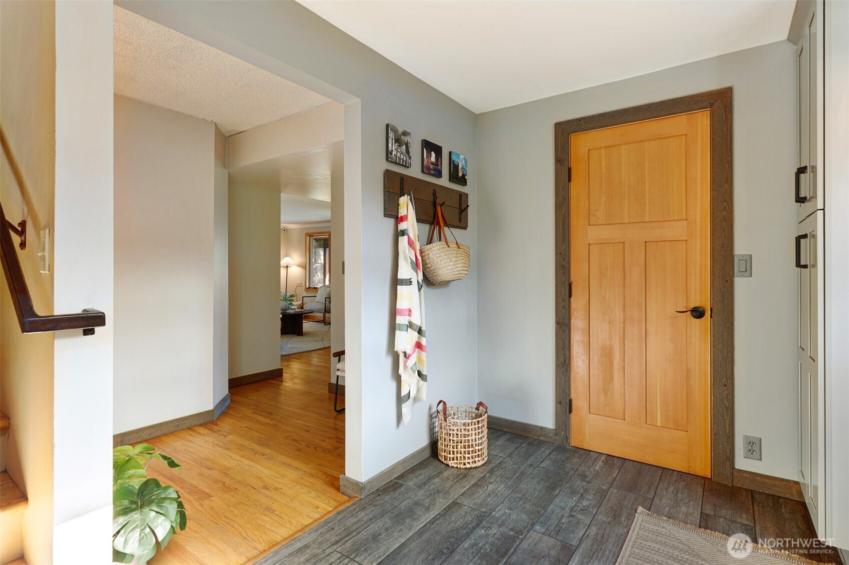 3918 Southwest 107th Street Seattle, WA 98146 - Photo 25 of 40