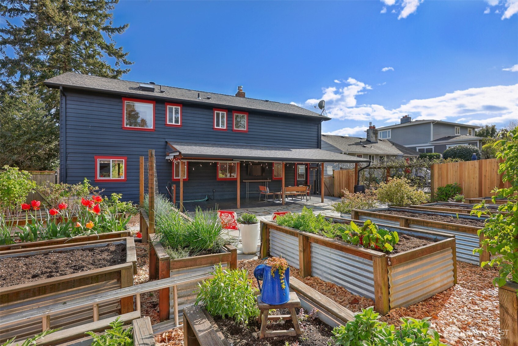 3918 Southwest 107th Street Seattle, WA 98146 - Photo 34 of 40