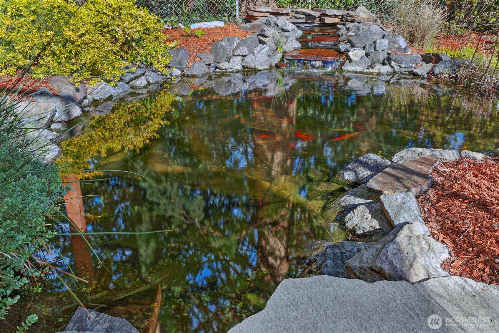 3918 Southwest 107th Street Seattle, WA 98146 - Photo 35 of 40