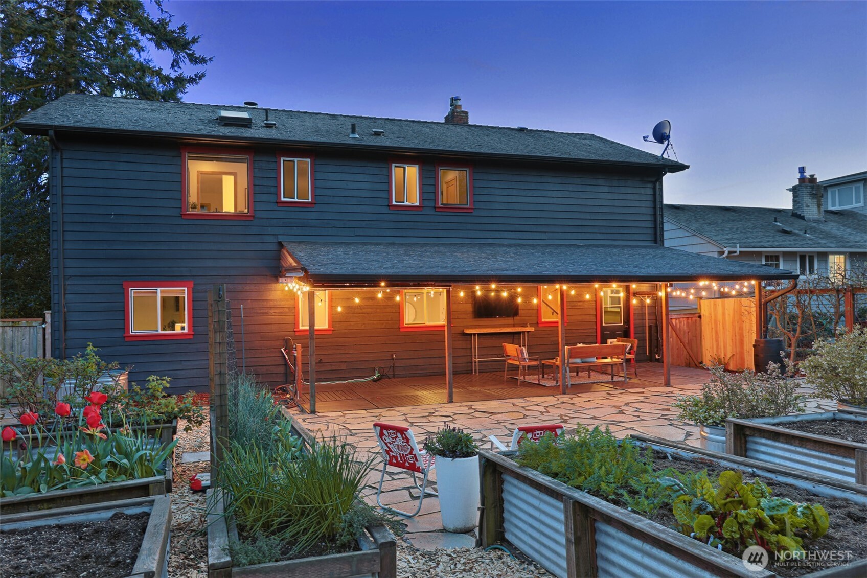 3918 Southwest 107th Street Seattle, WA 98146 - Photo 36 of 40