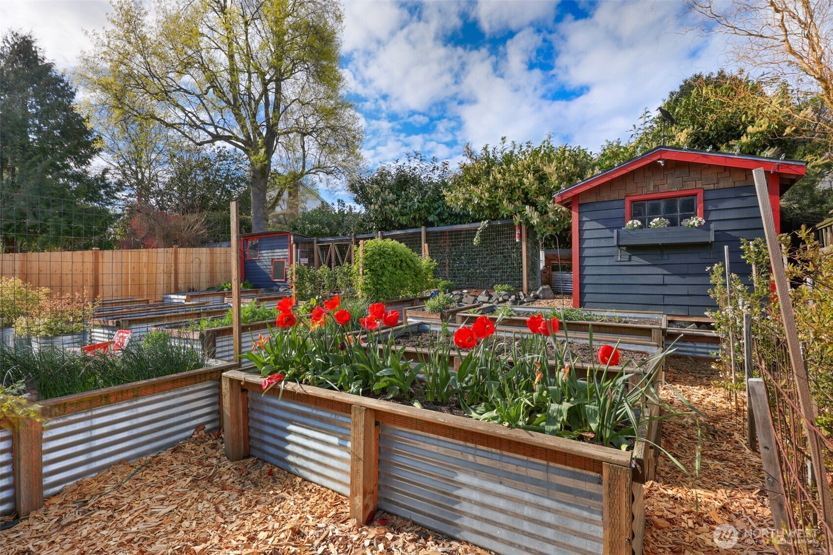 3918 Southwest 107th Street Seattle, WA 98146 - Photo 10 of 40