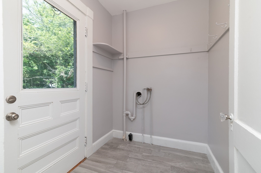 669 Main Street Wareham, MA 02571 - Photo 6 of 34 Gallery Image 6