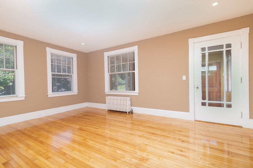 669 Main Street Wareham, MA 02571 - Photo 9 of 34 Gallery Image 9