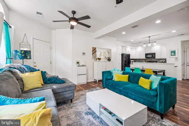 $355,000 | 2330 Forest Ridge Terrace, Unit 7, Chesapeake Beach, MD 20732