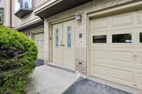 $429,999 | 201 Watchung Avenue, Unit 19, Bloomfield, NJ 07003
