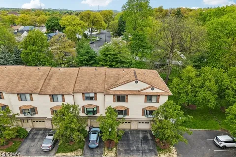 $429,999 | 201 Watchung Avenue, Unit 19, Bloomfield, NJ 07003