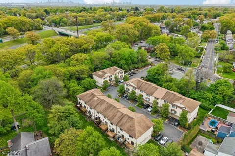$429,999 | 201 Watchung Avenue, Unit 19, Bloomfield, NJ 07003