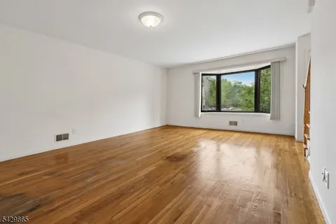 $429,999 | 201 Watchung Avenue, Unit 19, Bloomfield, NJ 07003