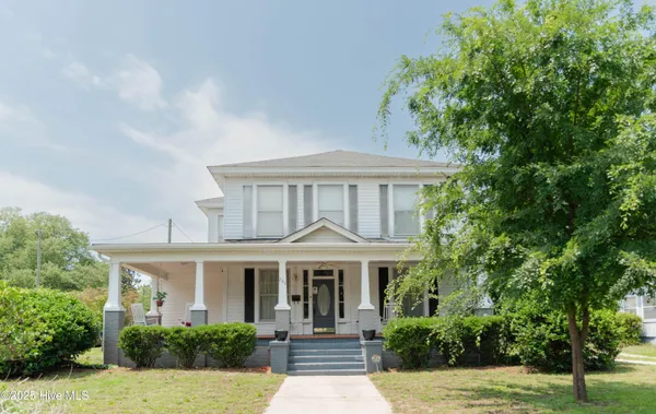 $275,000 | 203 Minturn Avenue, Hamlet, NC 28345