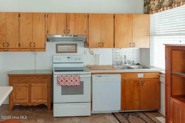 $275,000 | 203 Minturn Avenue, Hamlet, NC 28345