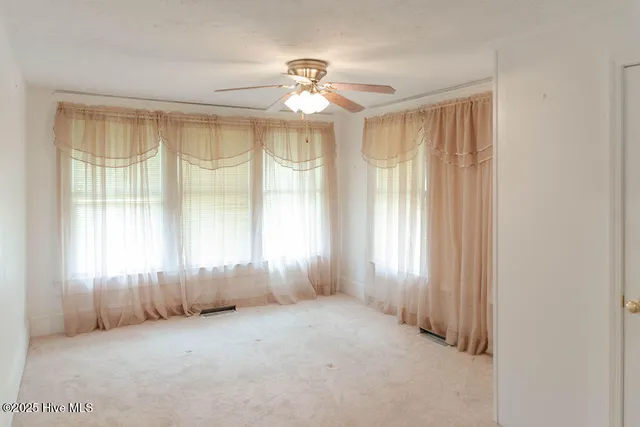 $275,000 | 203 Minturn Avenue, Hamlet, NC 28345