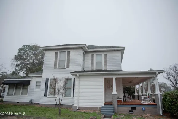 $275,000 | 203 Minturn Avenue, Hamlet, NC 28345