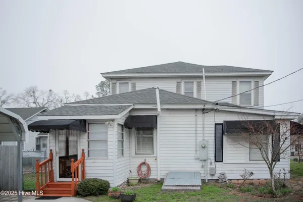 $275,000 | 203 Minturn Avenue, Hamlet, NC 28345