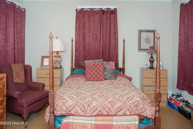 $275,000 | 203 Minturn Avenue, Hamlet, NC 28345