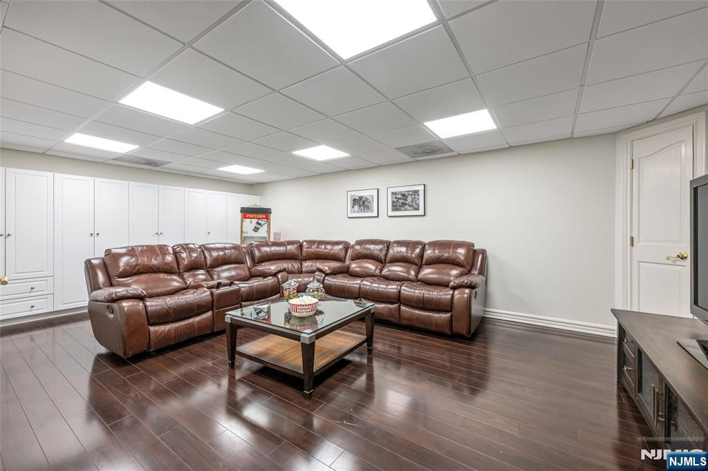 14 Eckert Farm Road Saddle River, NJ 07458 - Photo 38 of 48