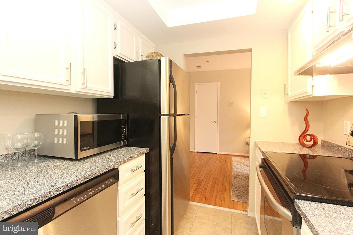 1801 Park Road Northwest, Unit 10 Washington, DC 20010 - Photo 14 of 30 Kitchen