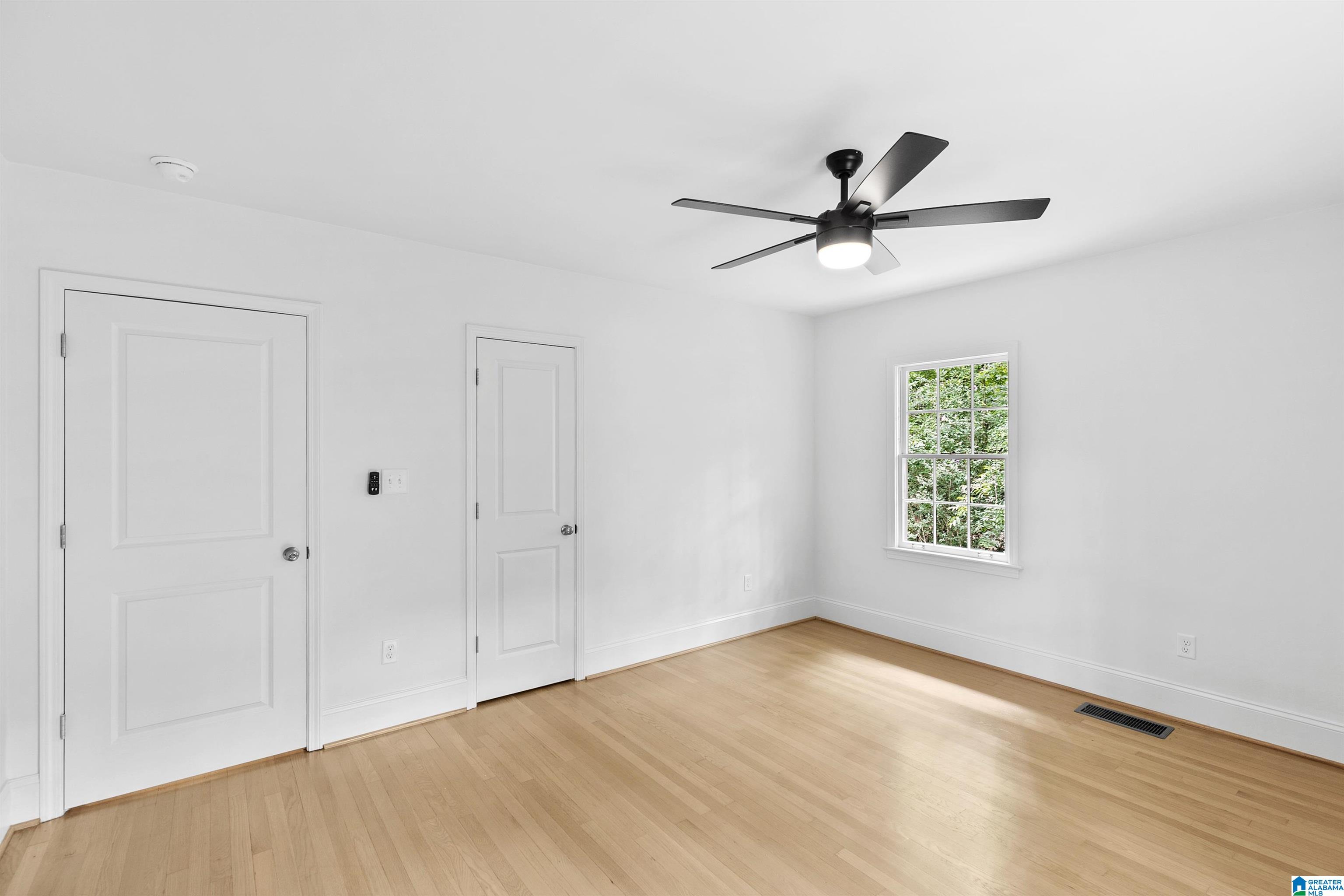 565 Shades Crest Road Birmingham, AL 35226 - Photo 35 of 53
