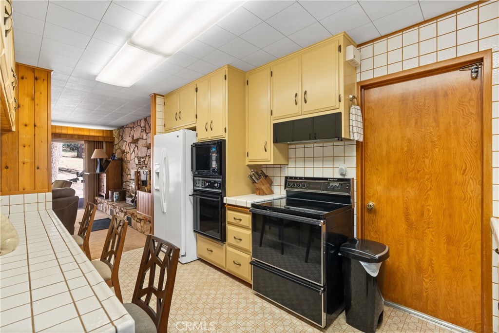 25220 Rim Rock Road Idyllwild, CA 92549 - Photo 21 of 74
