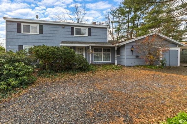 4 Amherst Road Beverly, MA 01915 - Photo 2 of 17 Gallery Image 2