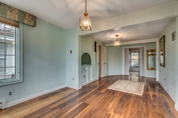 4 Amherst Road Beverly, MA 01915 - Photo 6 of 17 Gallery Image 6