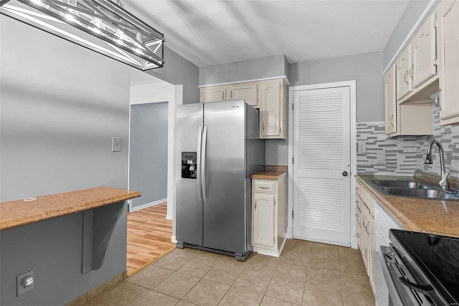 1020 Windstream, Unit 19 St. Peters, MO 63376 - Photo 9 of 22
