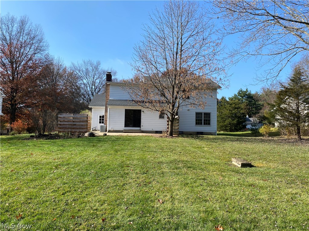 895 South Hametown Road Akron, OH 44321 - Photo 2 of 15