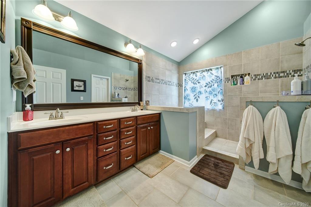 113 Annatto Way Tega Cay, SC 29708 - Photo 28 of 43