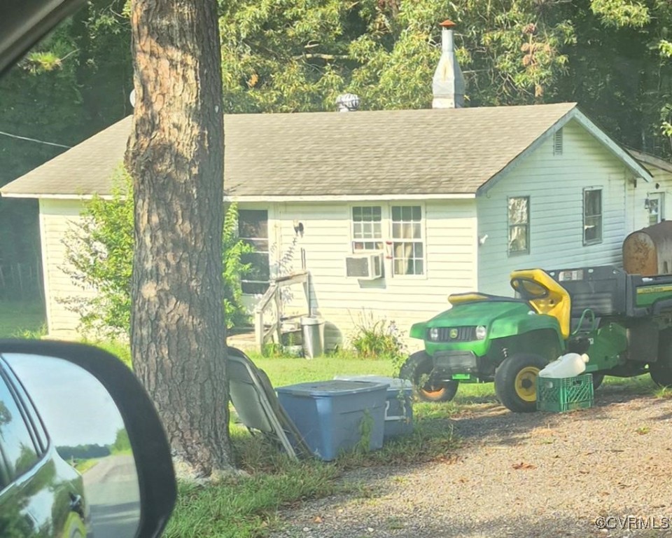 a view of a house with a outdoor space